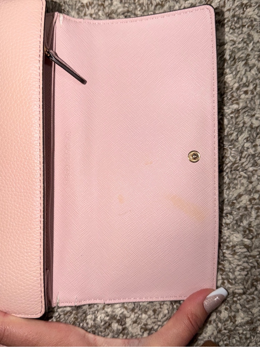 Michael Kors Blush Pink Pebbled Leather Continental Wallet with Gold Logo - Picture 4 of 4